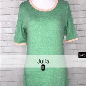 Small LuLaRoe Julia